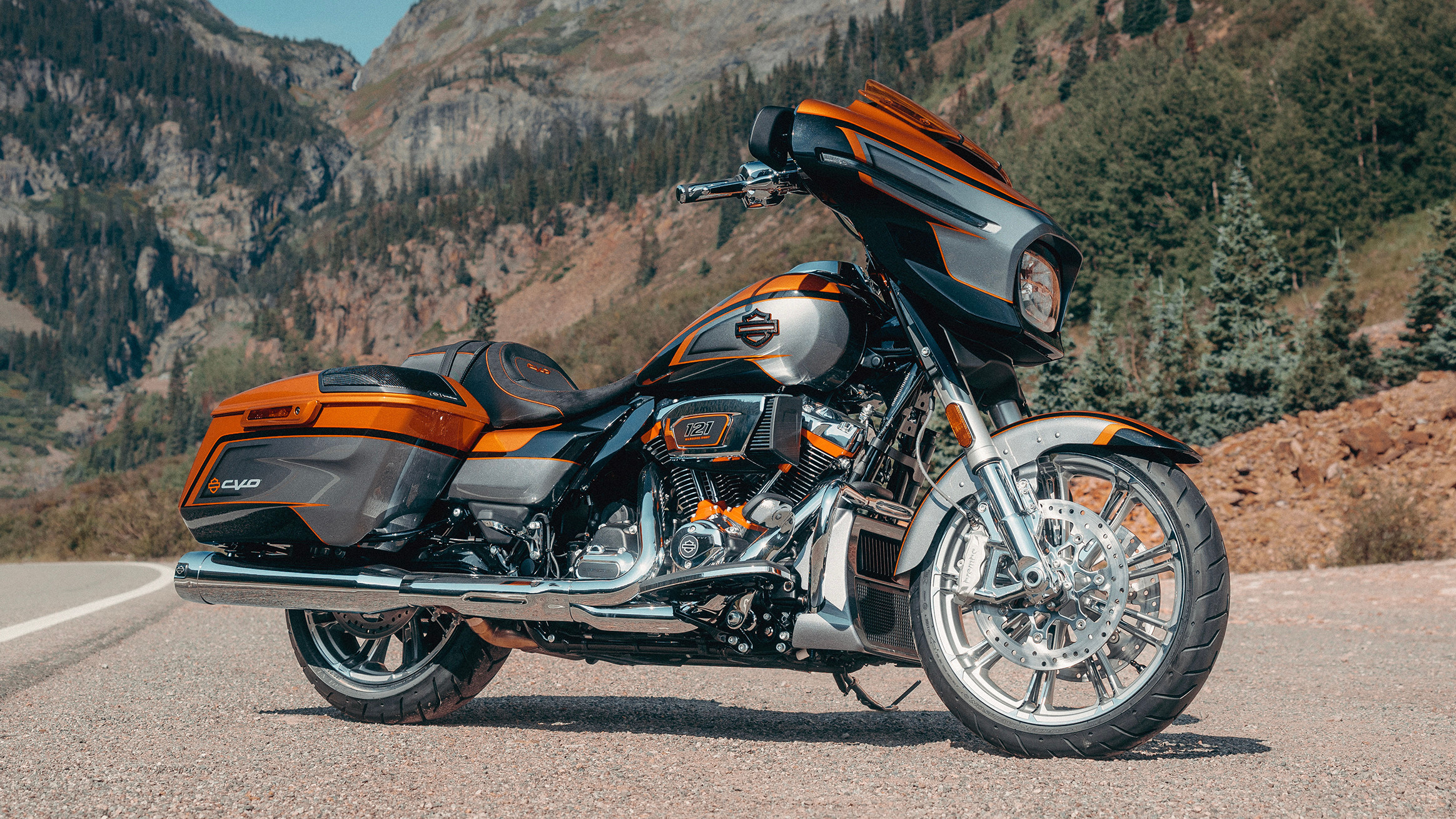 2026-cvo-street-glide-beauty-ls-1