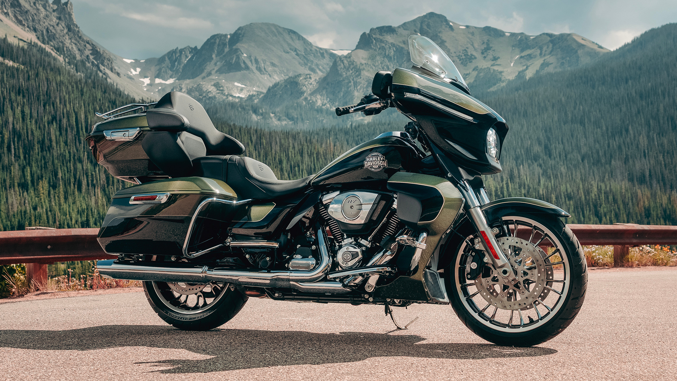 2026-street-glide-limited-beauty-ls-1